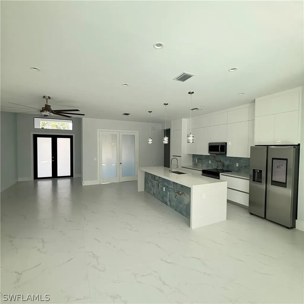 3302 64th NE Avenue Naples FL 34120