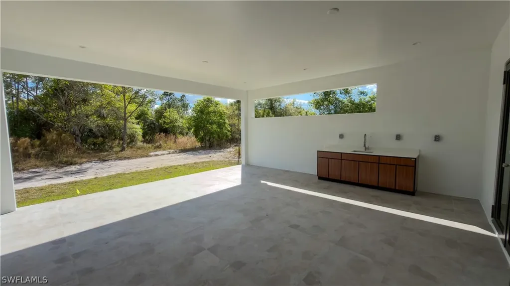 3302 64th NE Avenue Naples FL 34120