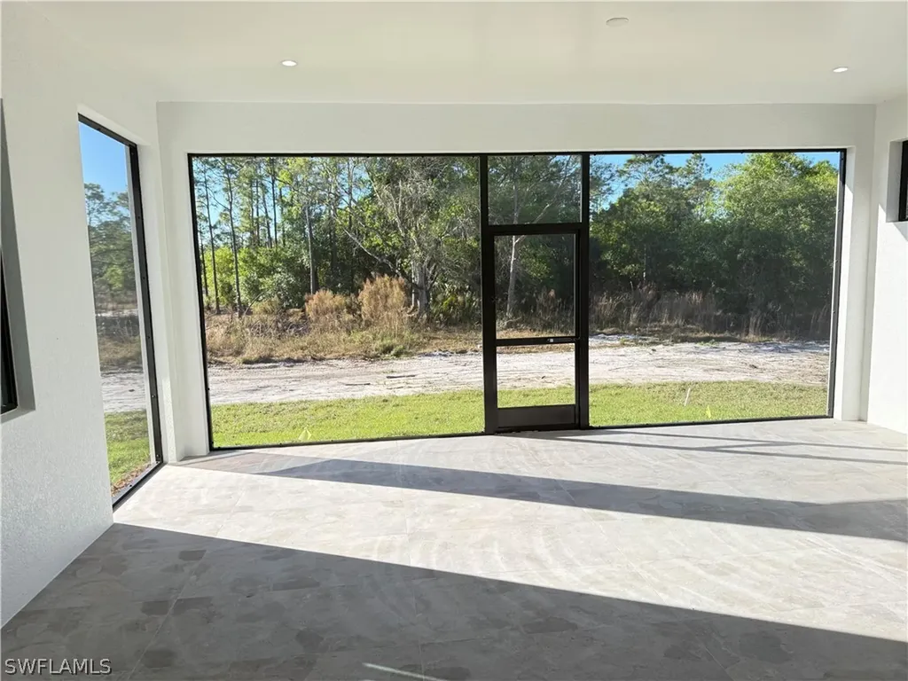 3302 64th NE Avenue Naples FL 34120