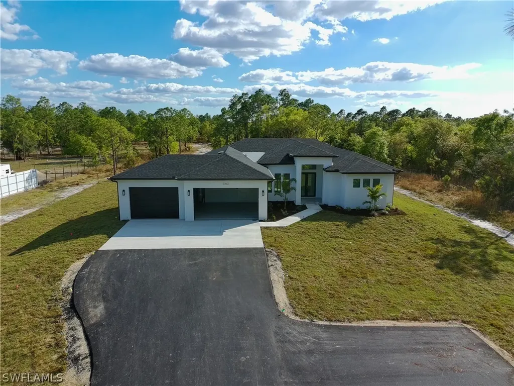 3302 64th NE Avenue Naples FL 34120