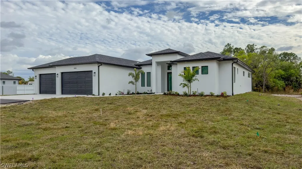 3302 64th NE Avenue Naples FL 34120