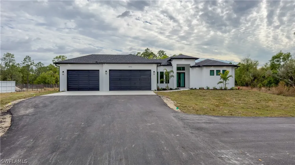 3302 64th NE Avenue Naples FL 34120
