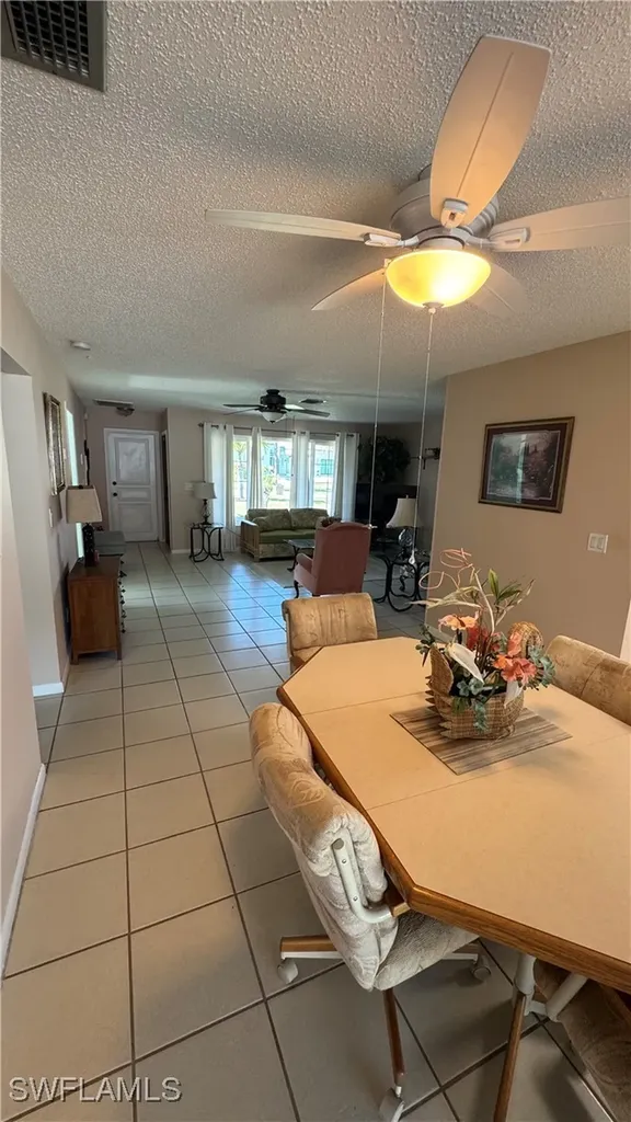 913/915 Mohawk Parkway Cape Coral FL 33914