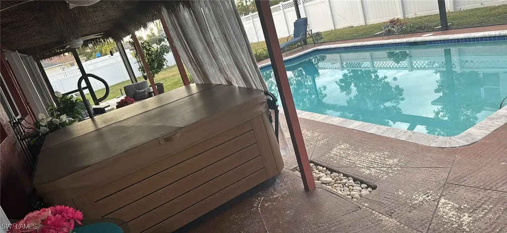 913/915 Mohawk Parkway Cape Coral FL 33914