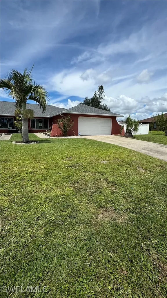 913/915 Mohawk Parkway Cape Coral FL 33914