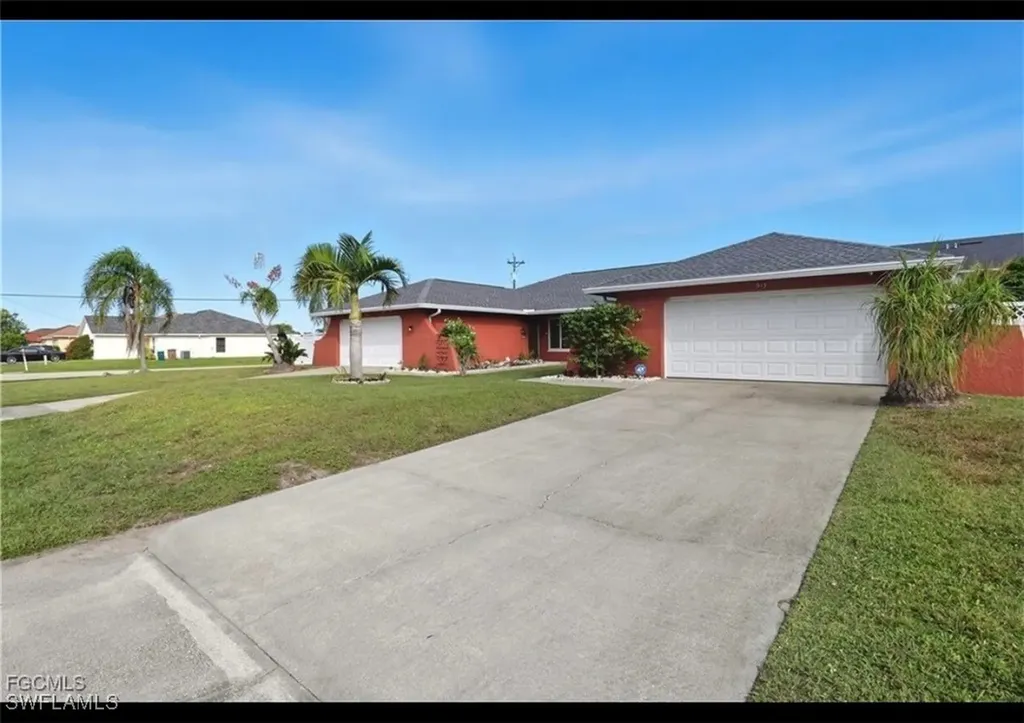 913/915 Mohawk Parkway Cape Coral FL 33914
