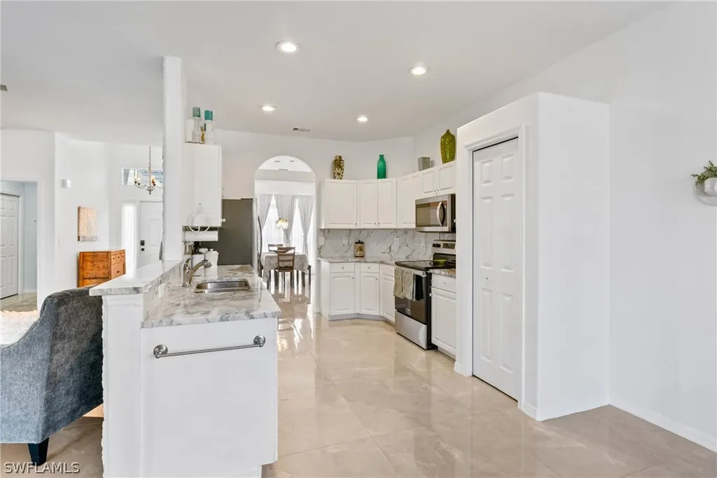 9346 Palm Island Circle North Fort Myers FL 33903