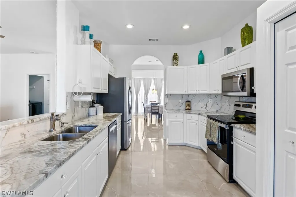 9346 Palm Island Circle North Fort Myers FL 33903