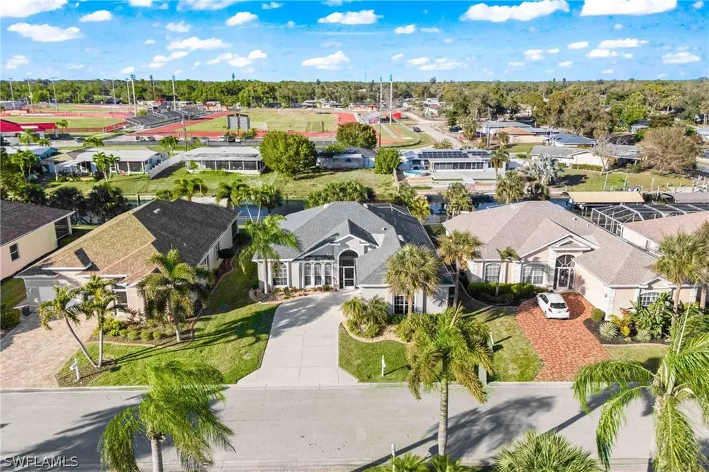 9346 Palm Island Circle North Fort Myers FL 33903