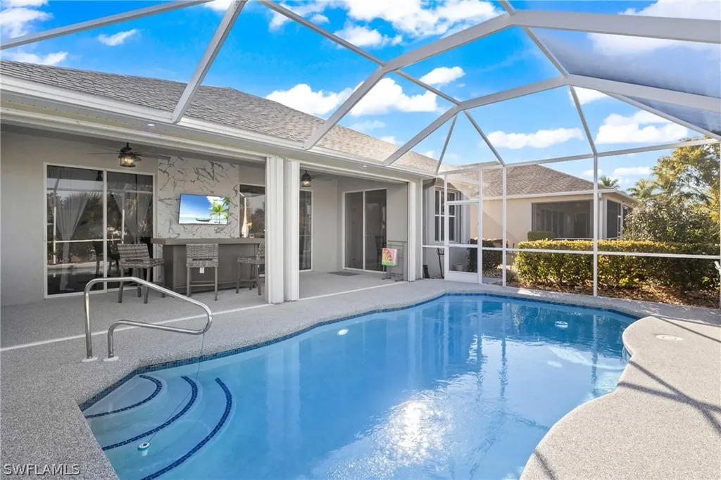 9346 Palm Island Circle North Fort Myers FL 33903
