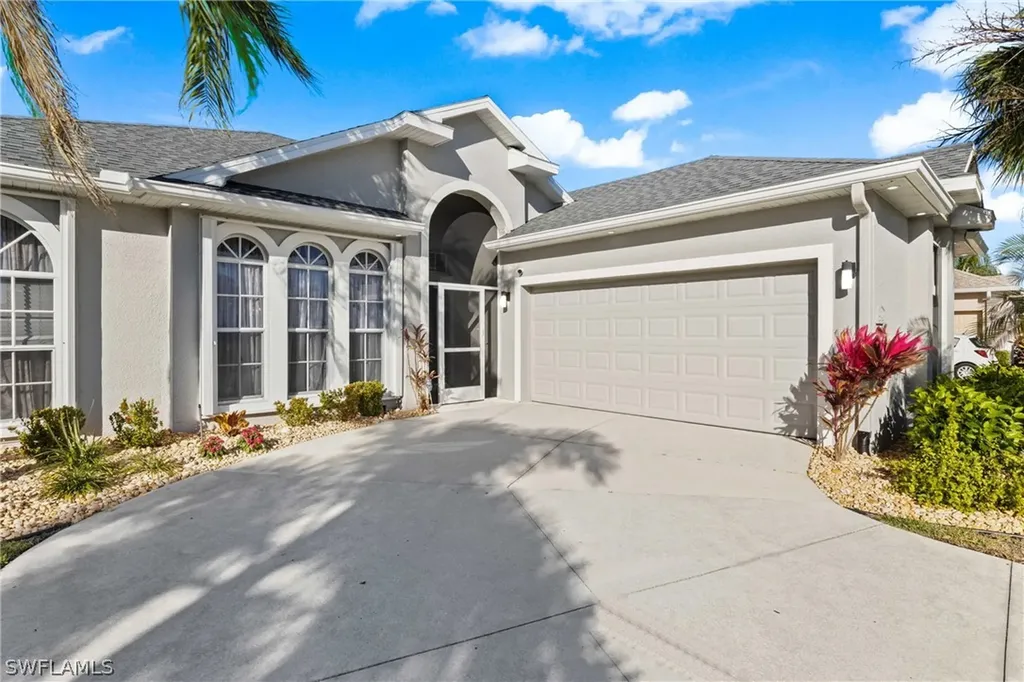9346 Palm Island Circle North Fort Myers FL 33903