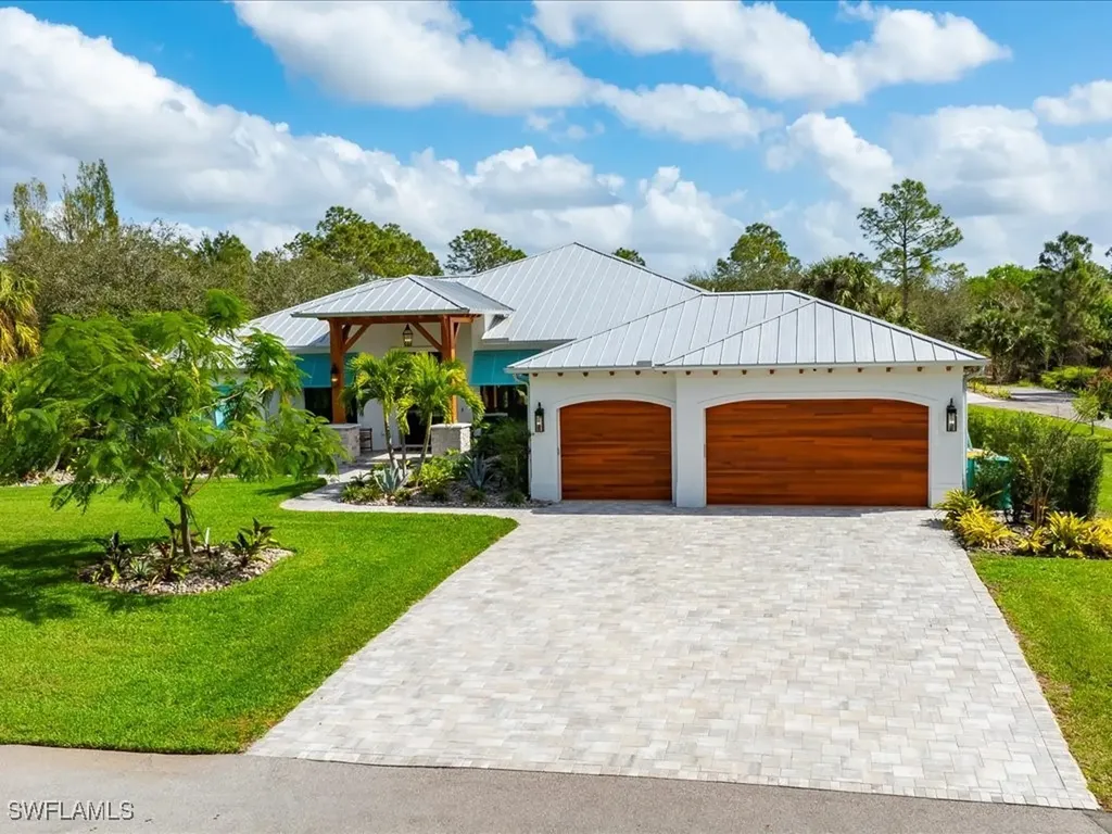 2590 2nd Street NW Naples FL 34120