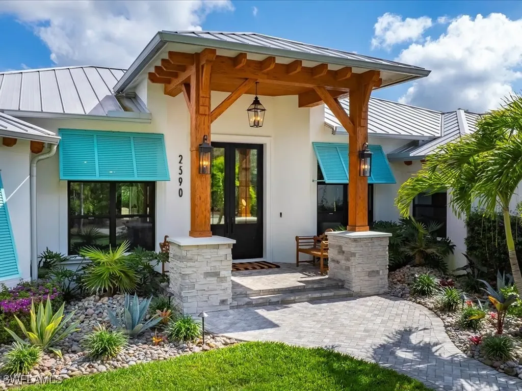 2590 2nd Street NW Naples FL 34120