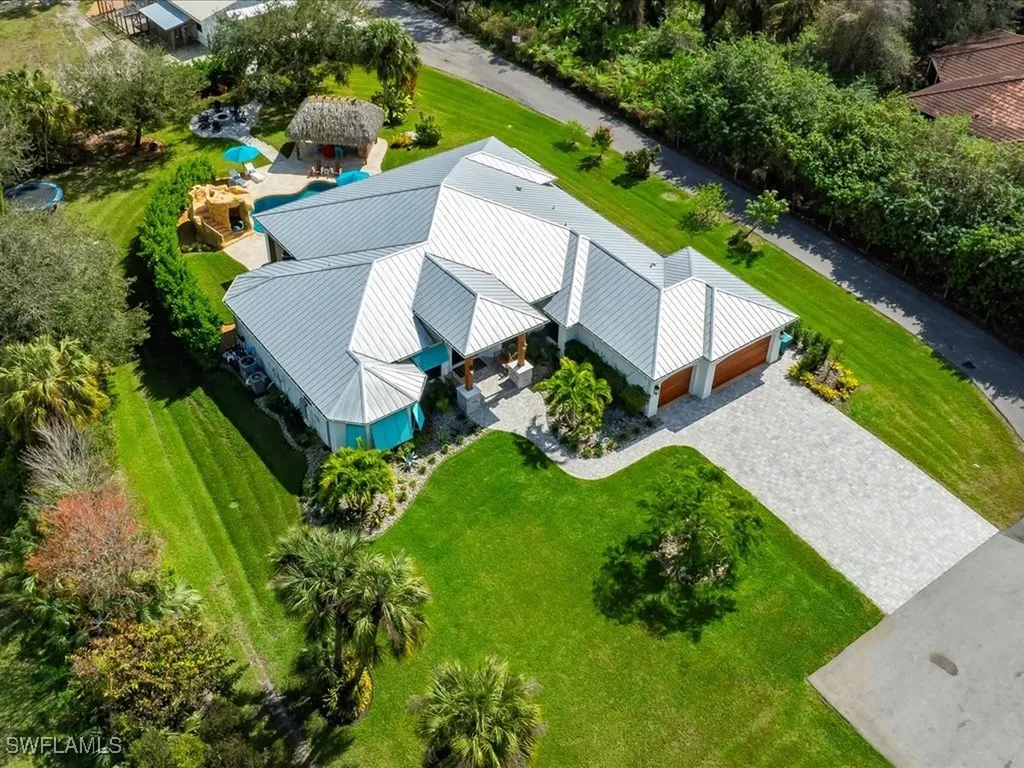 2590 2nd Street NW Naples FL 34120
