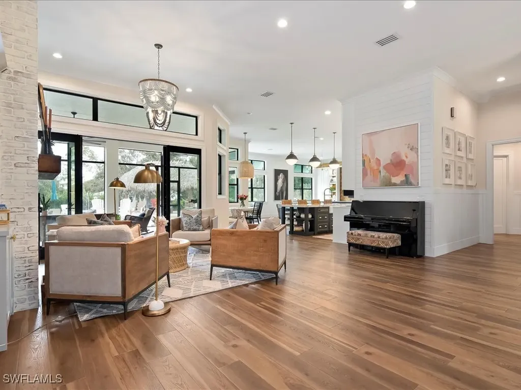 2590 2nd Street NW Naples FL 34120
