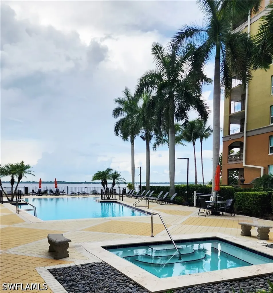 2825 Palm Beach Boulevard Fort Myers FL 33916