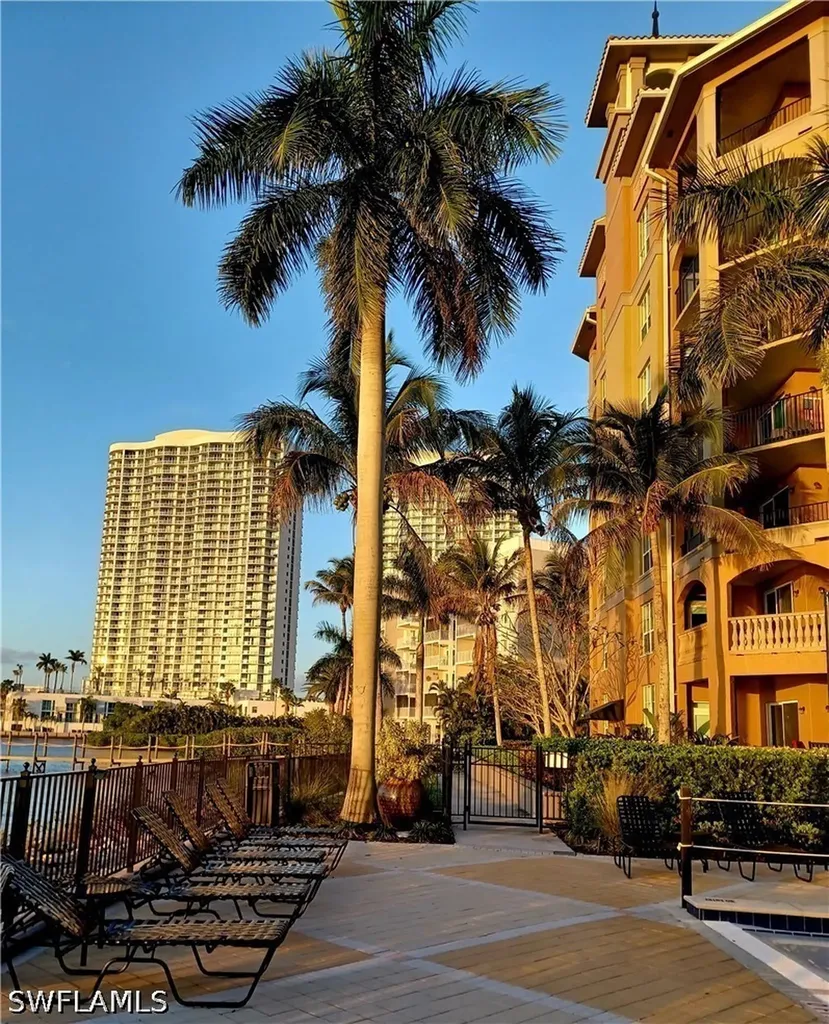 2825 Palm Beach Boulevard Fort Myers FL 33916