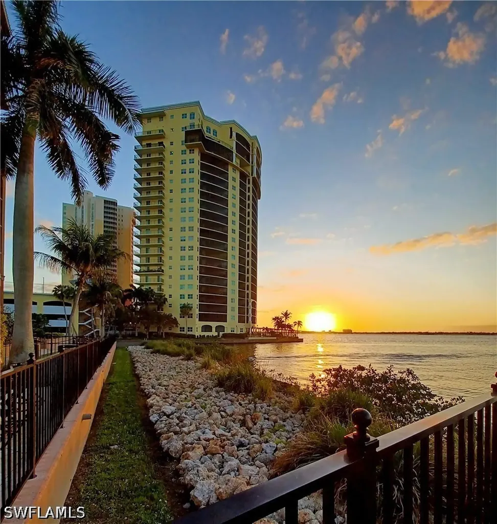 2825 Palm Beach Boulevard Fort Myers FL 33916