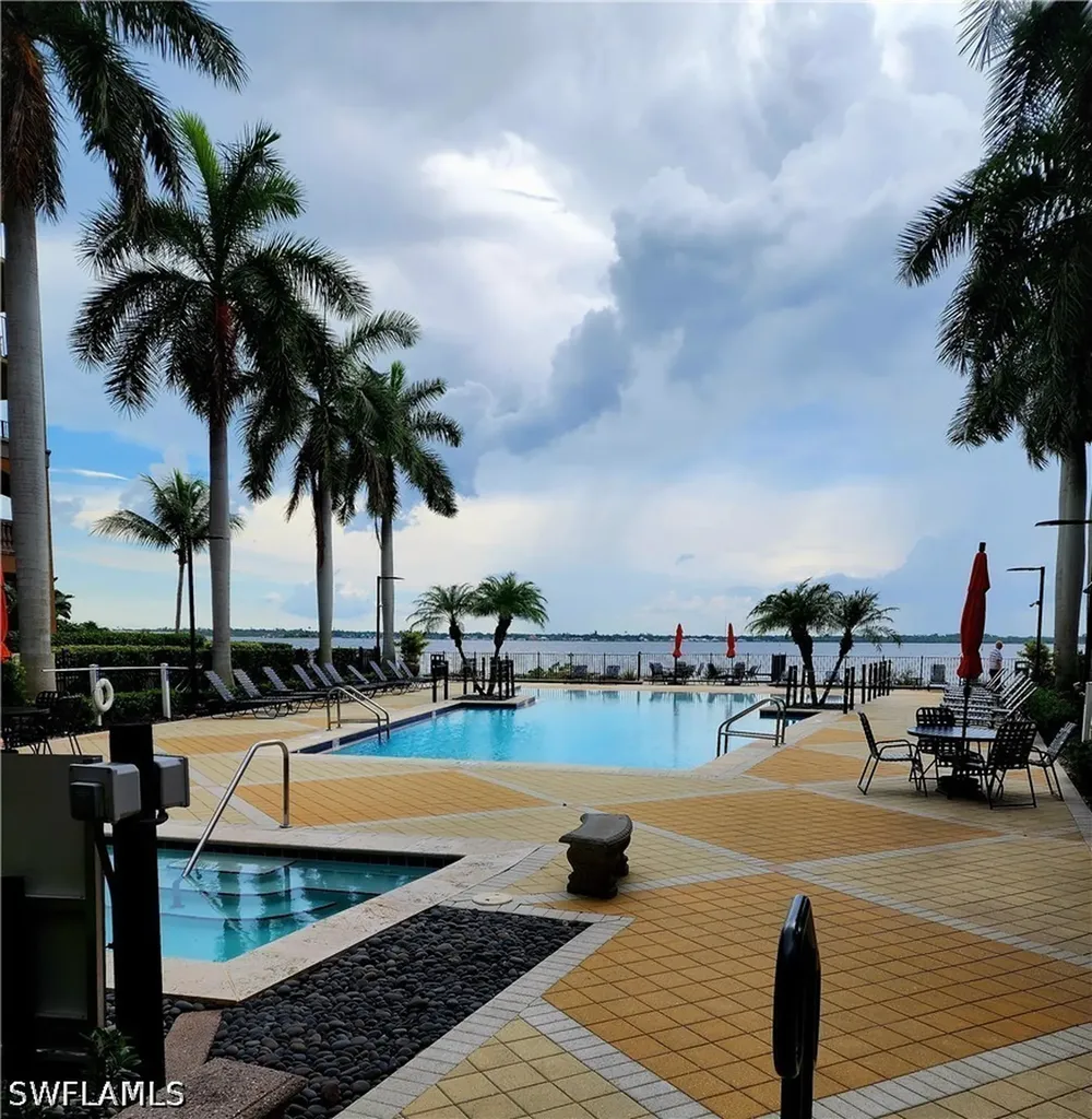 2825 Palm Beach Boulevard Fort Myers FL 33916