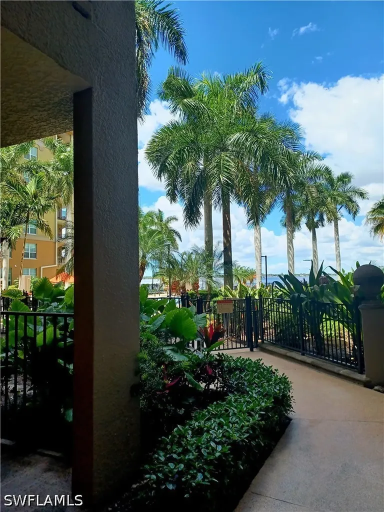 2825 Palm Beach Boulevard Fort Myers FL 33916