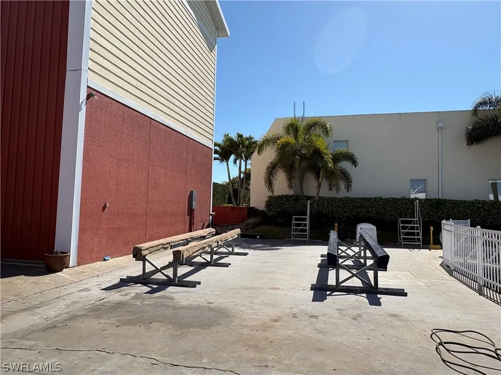 750 River Point Drive Naples FL 34102