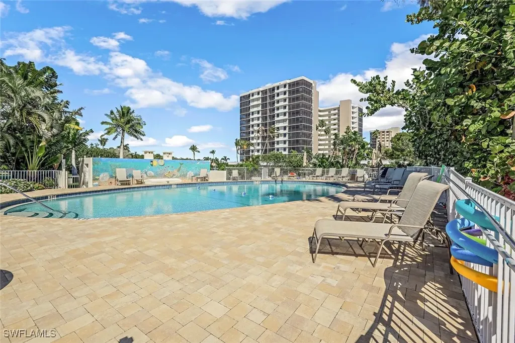 5 Bluebill Avenue Naples FL 34108