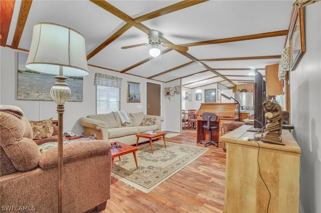 33 Plantation Drive Everglades City FL 34139