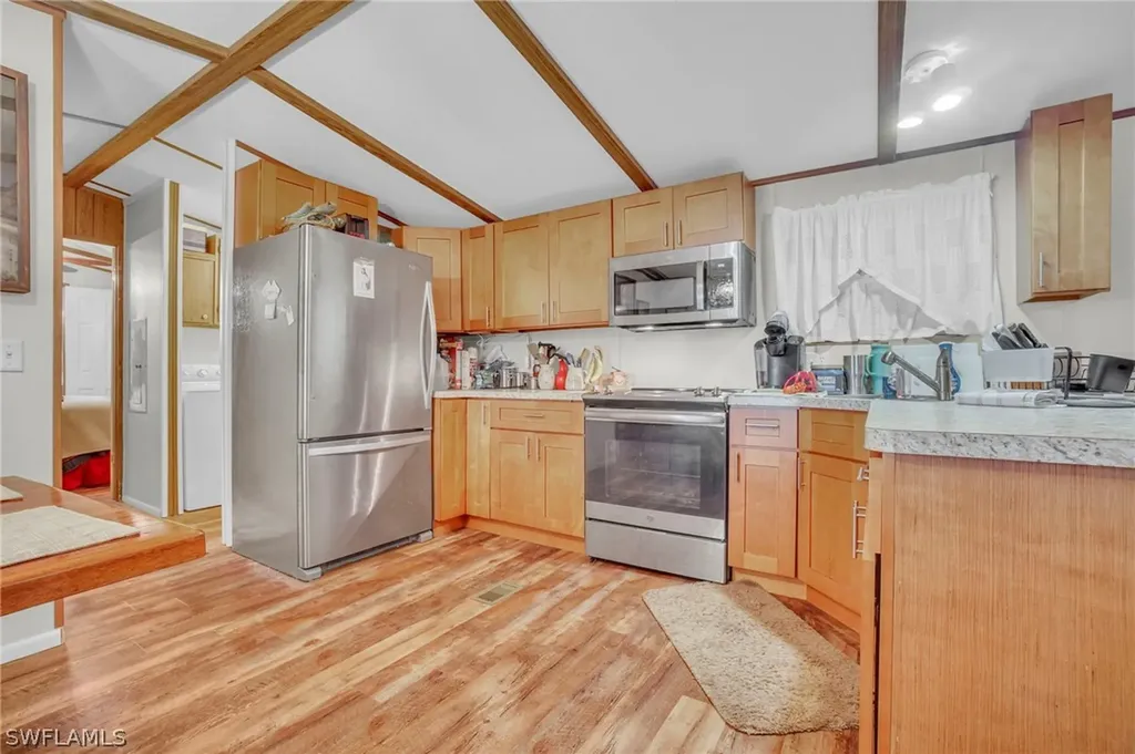 33 Plantation Drive Everglades City FL 34139