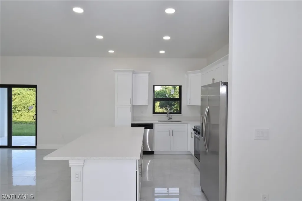 5031 42nd Street NE Naples FL 34120