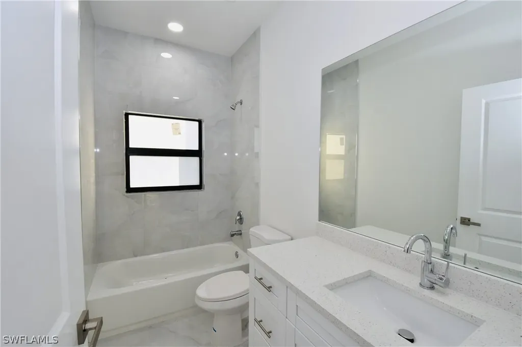 5031 42nd Street NE Naples FL 34120