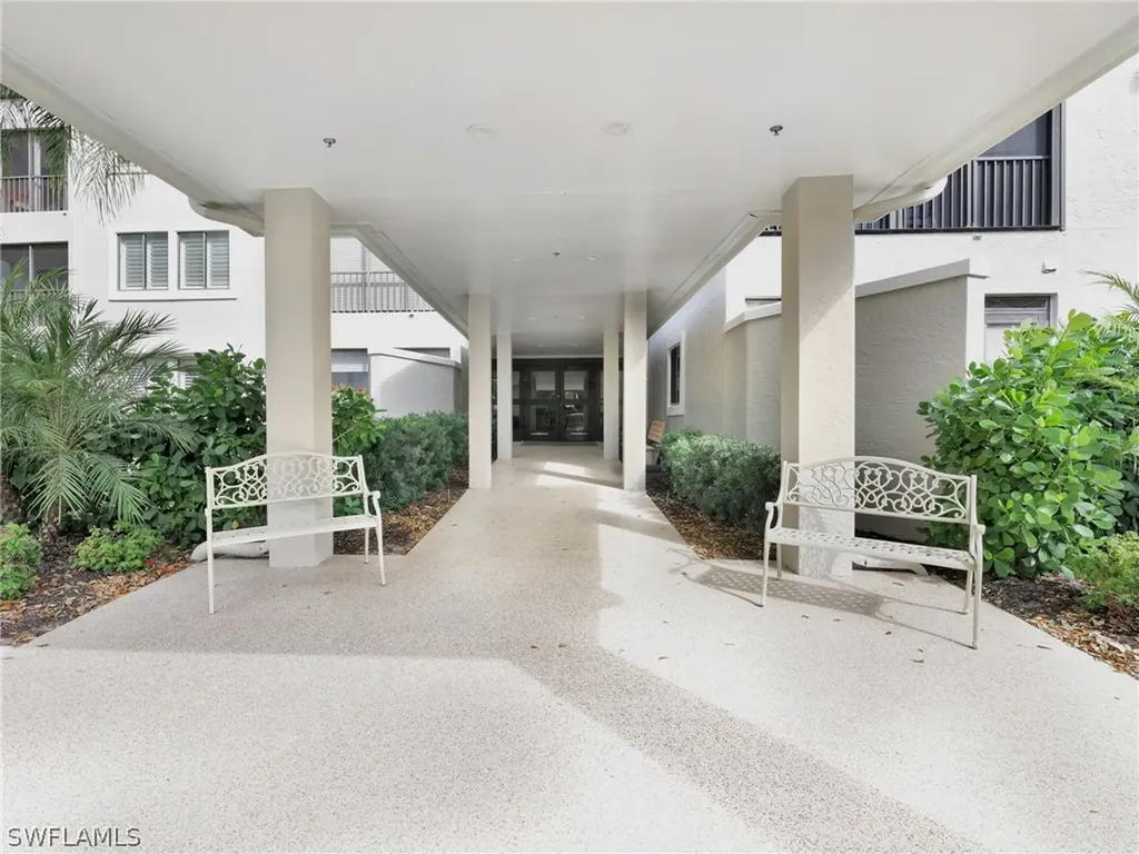 201 Arbor Lake Drive Naples FL 34110