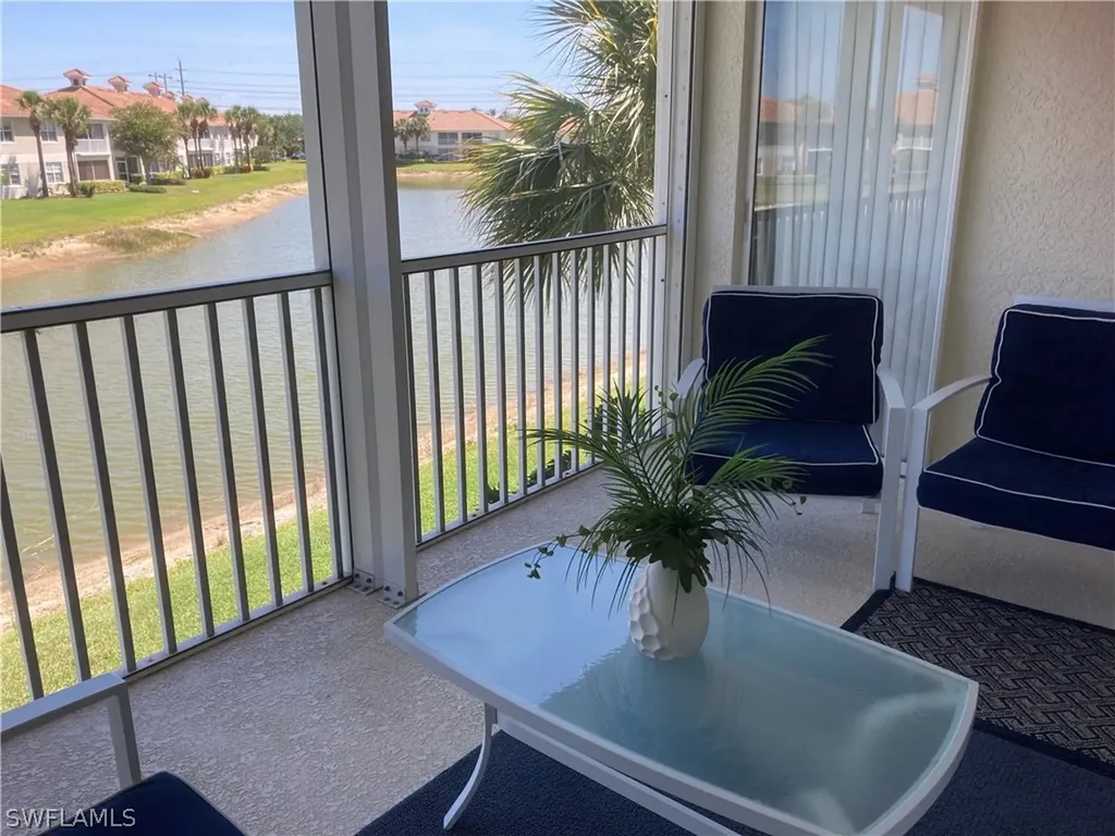 3017 Driftwood Way Naples FL 34109