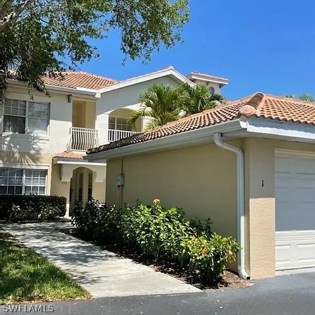 3017 Driftwood Way Naples FL 34109