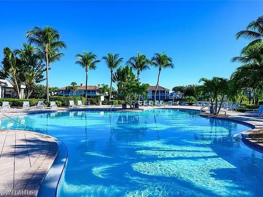 3017 Driftwood Way Naples FL 34109