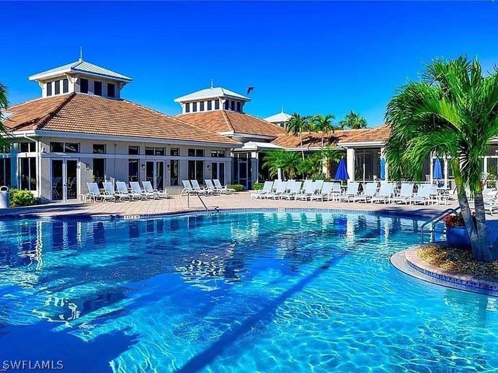 3017 Driftwood Way Naples FL 34109