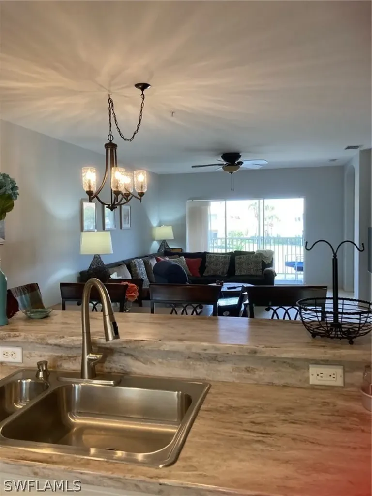 3017 Driftwood Way Naples FL 34109