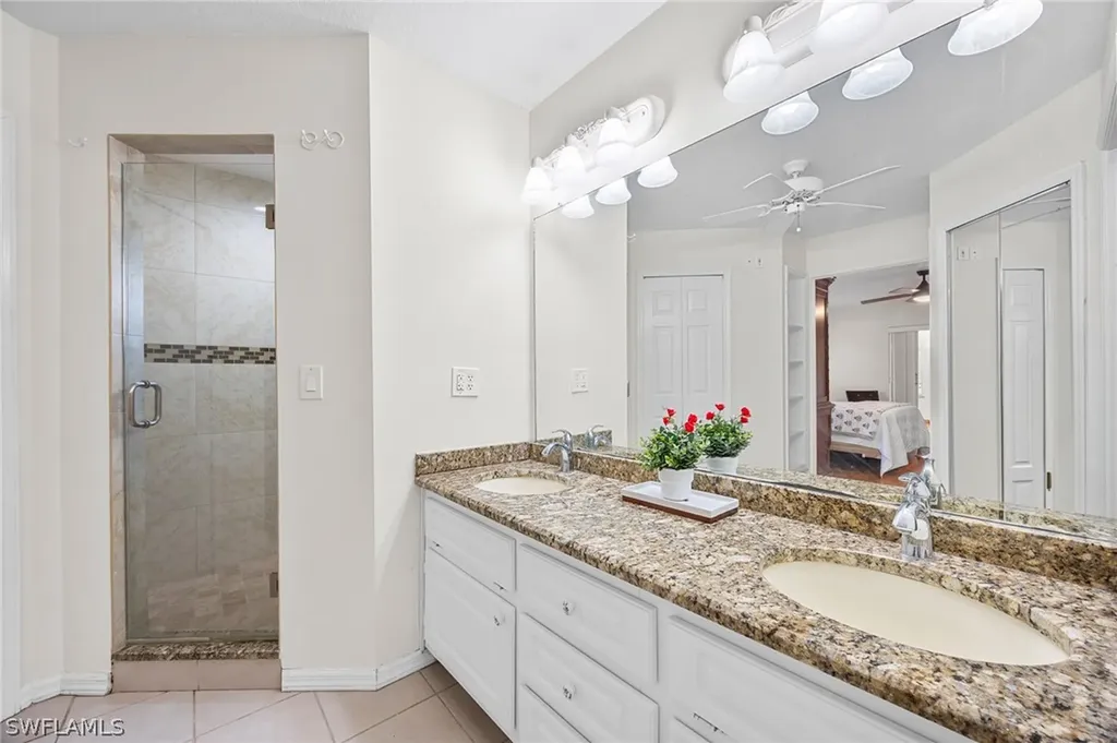 2610 6th Avenue NE Naples FL 34120