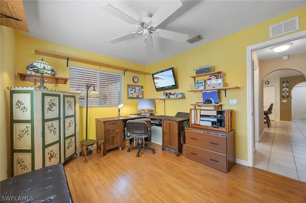 2610 6th Avenue NE Naples FL 34120