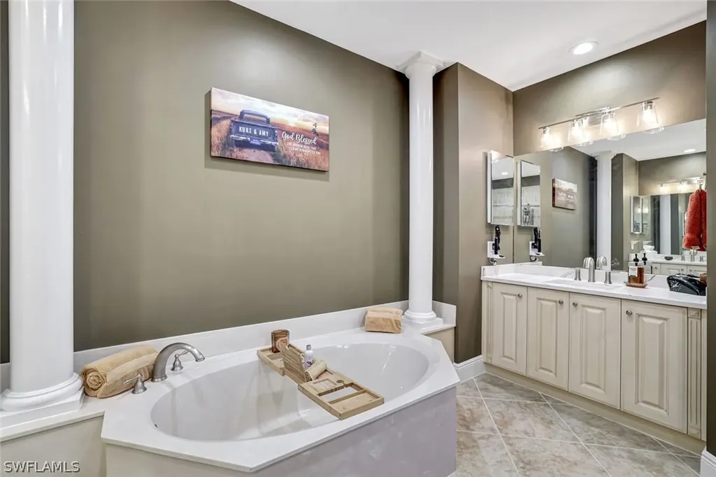 9270 Campanile Circle Naples FL 34114