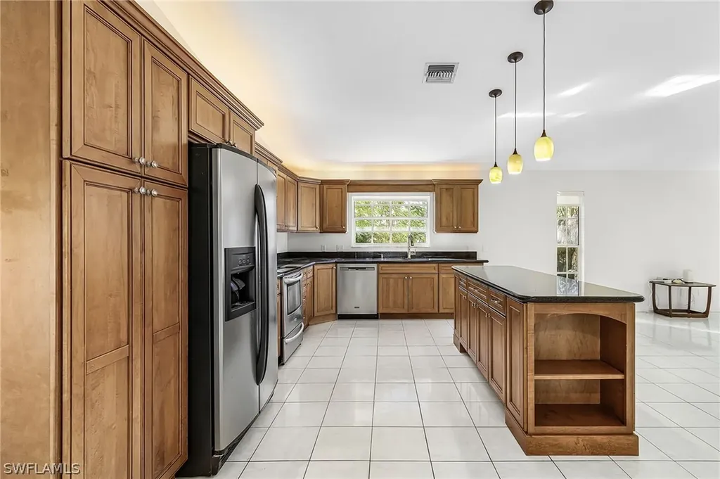 670 27th Street NW Naples FL 34120