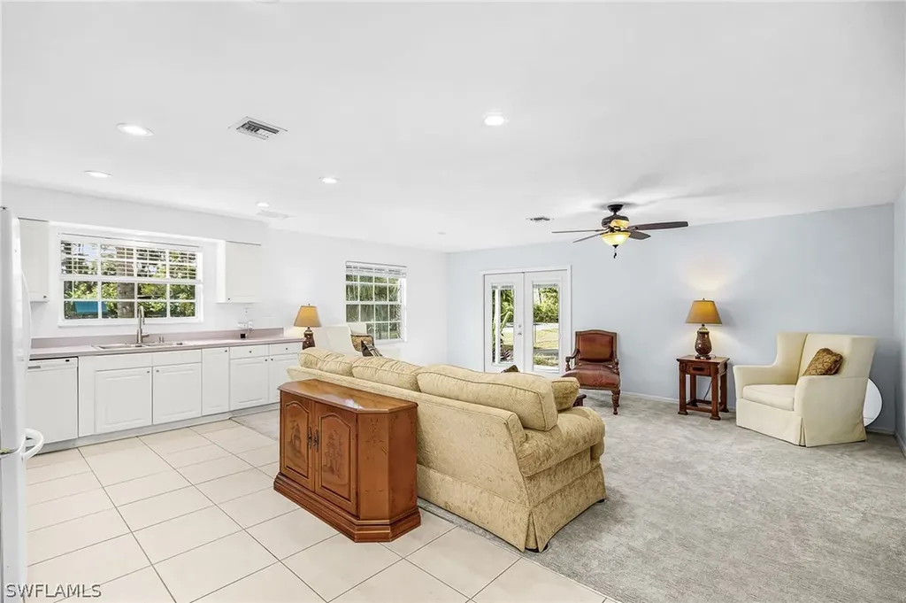 670 27th Street NW Naples FL 34120