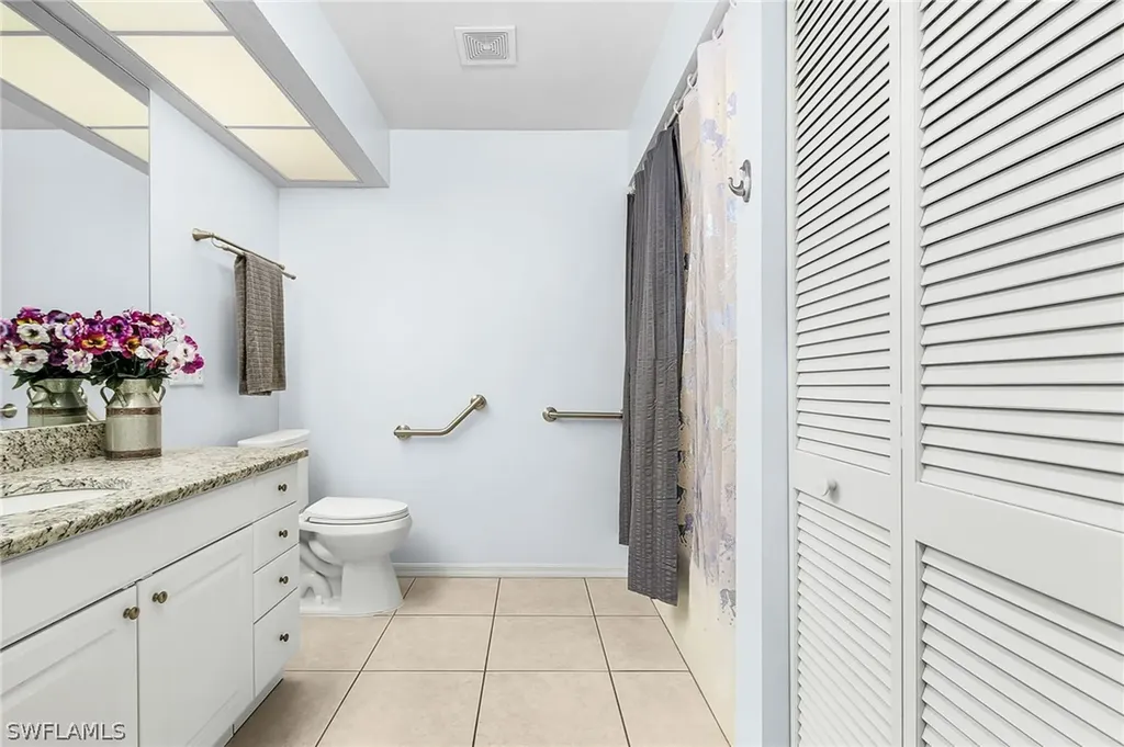 670 27th Street NW Naples FL 34120