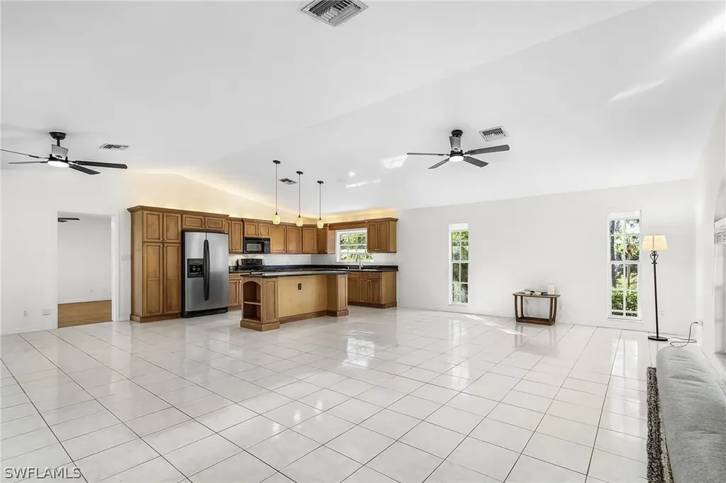670 27th Street NW Naples FL 34120
