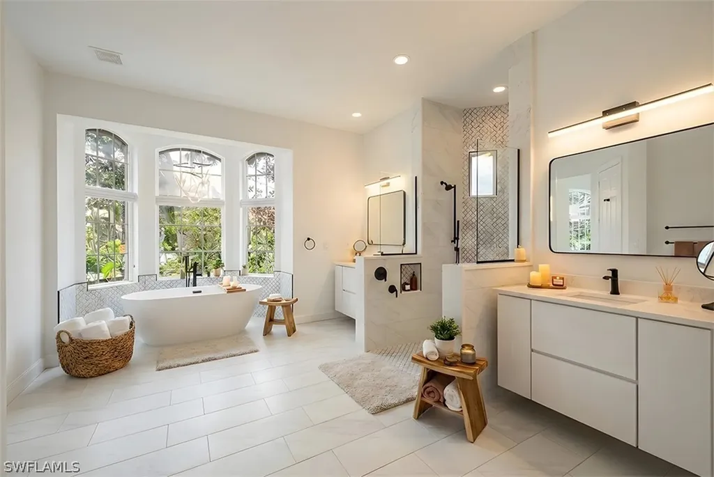 2341 Cheshire Lane Naples FL 34109