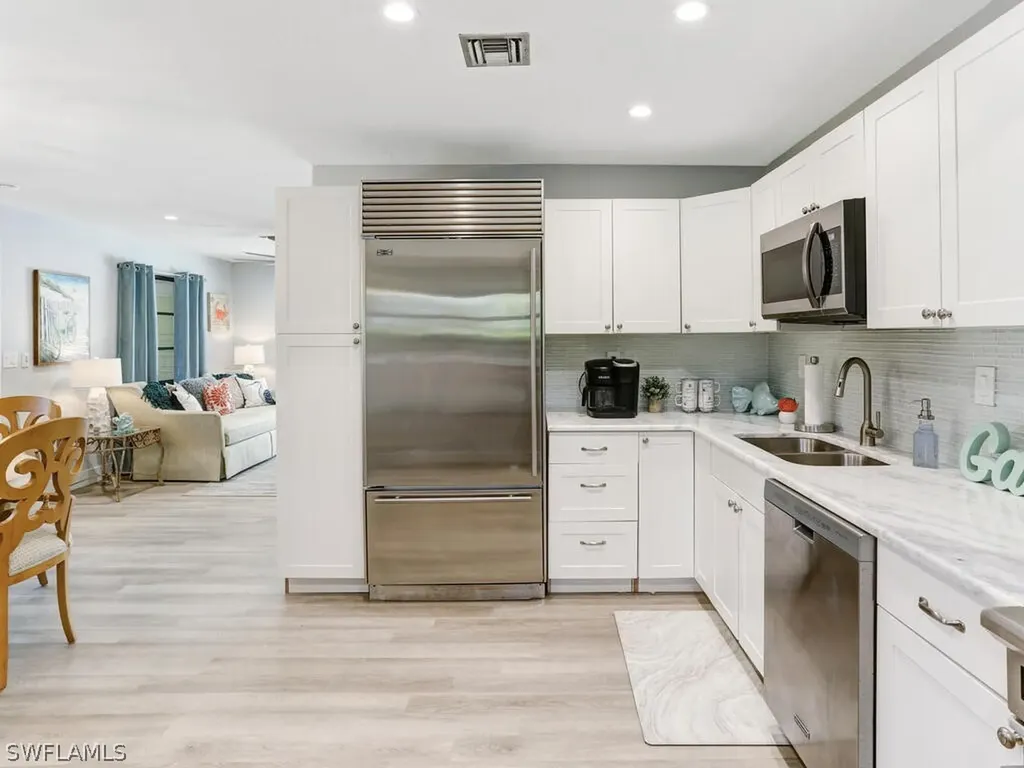 1014 Broad Avenue N Naples FL 34102