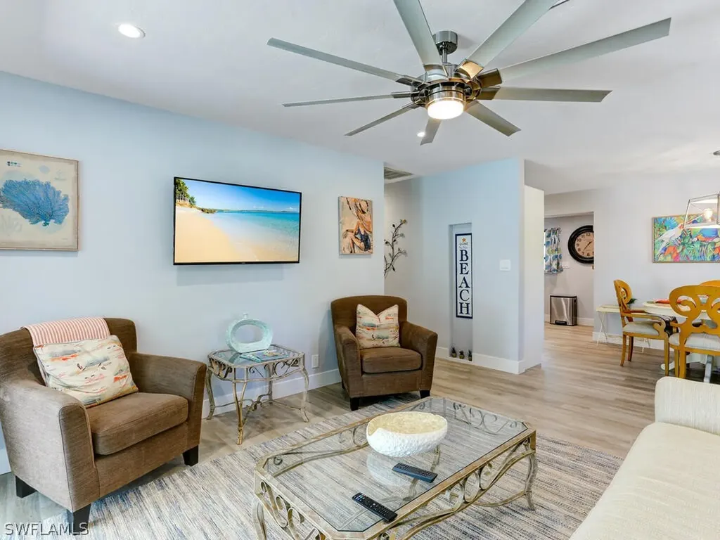 1014 Broad Avenue N Naples FL 34102