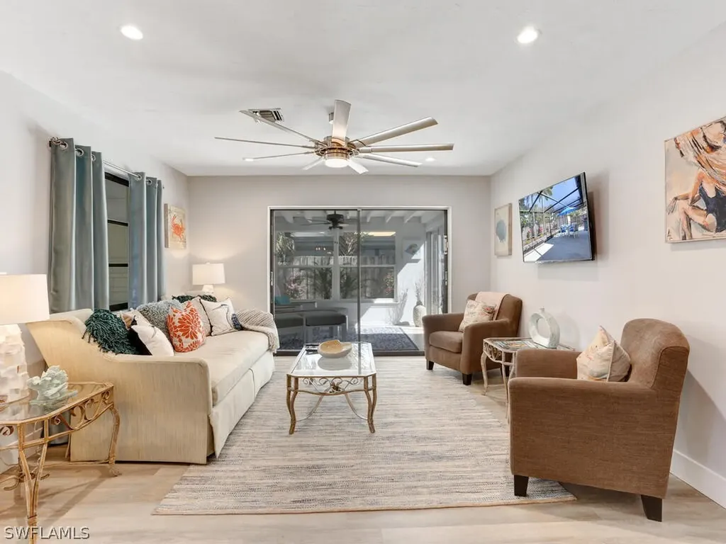 1014 Broad Avenue N Naples FL 34102