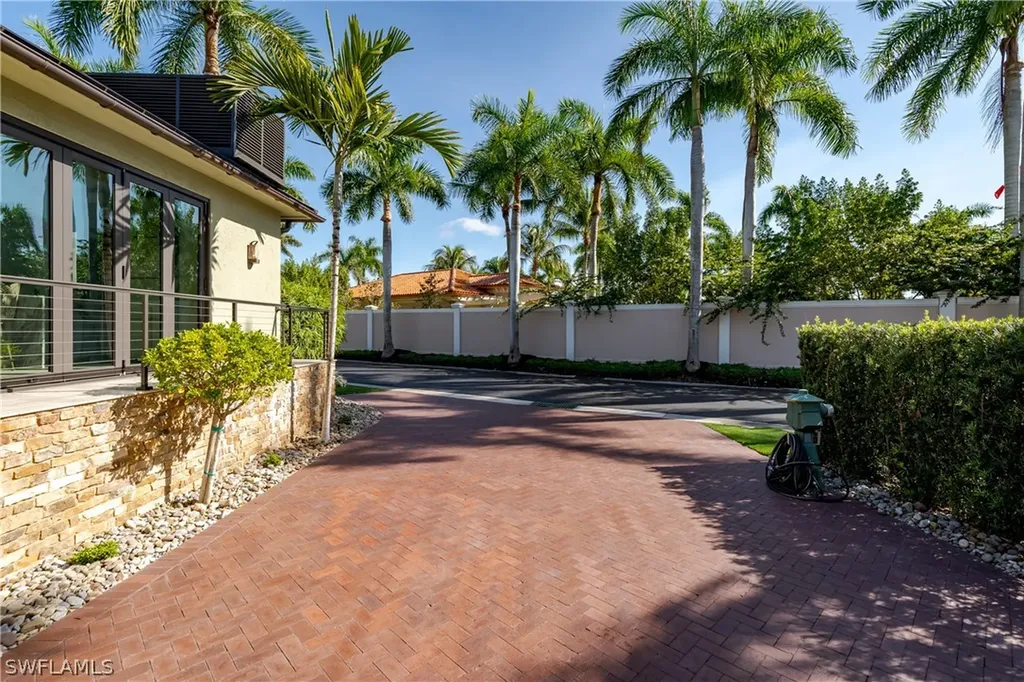 13323 Snook Circle Naples FL 34114