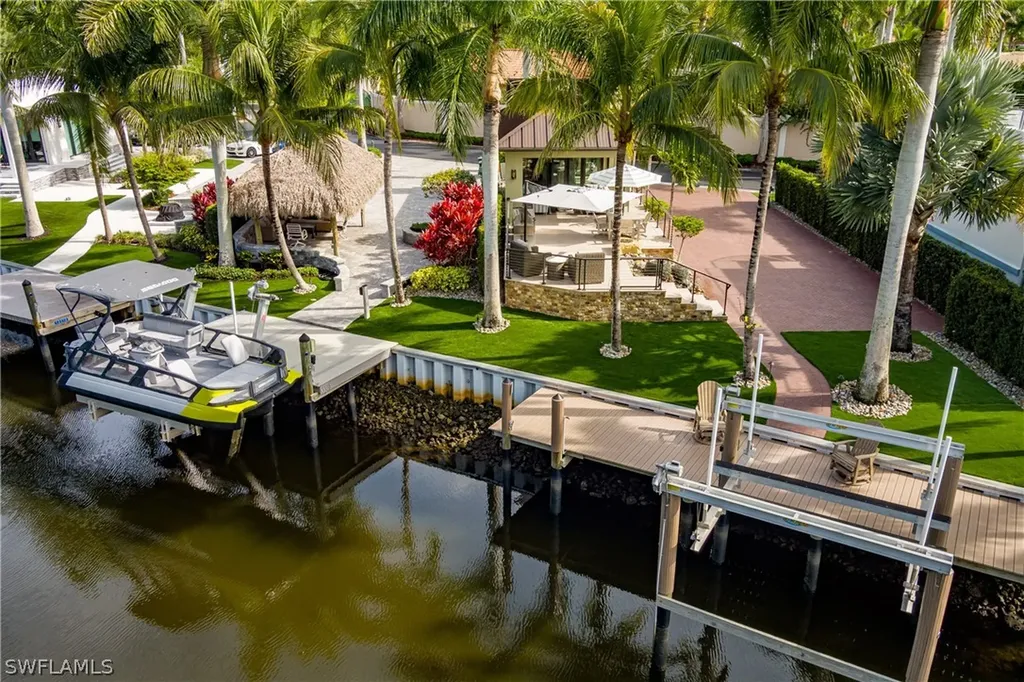 13323 Snook Circle Naples FL 34114