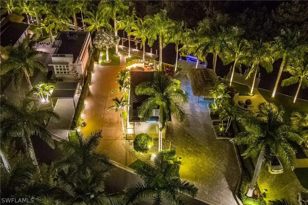 13323 Snook Circle Naples FL 34114